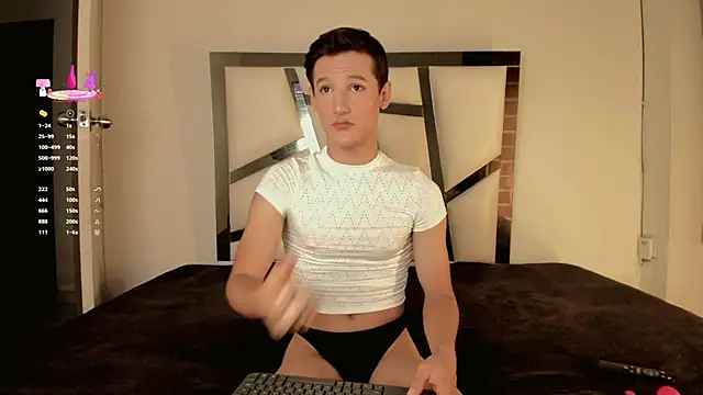 Snapshot of jey_7m chatting on 10/23/25, 04:34 jey 7m online show from 10/23/25, 04:34