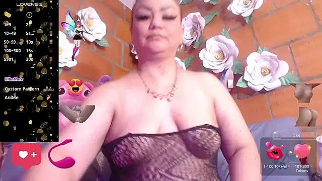 IngritBitch online show from 12/01/25, 03:39