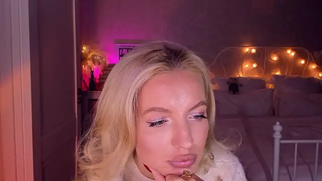 aestetick online show from 02/02/26, 03:55