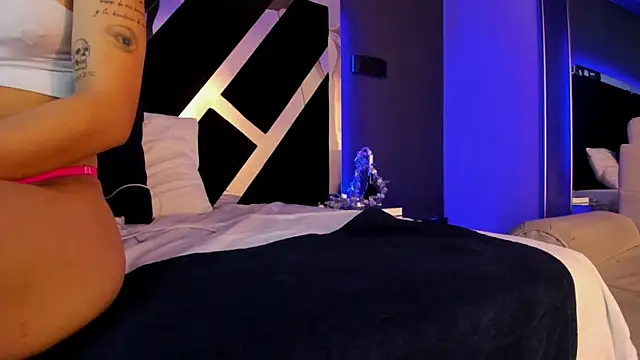 AmmyJones  online show from 01/06/26, 06:33