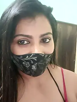 SANAYA ROY online show from 12/18/25, 08:42