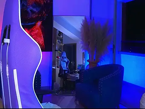 Snapshot of miss_sophie98 chatting on 09/29/25, 02:49 miss sophie98 online show from 09/29/25, 02:49