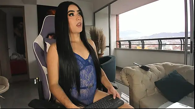 Snapshot of miss_sophie98 chatting on 11/19/25, 09:15 miss sophie98 online show from 11/19/25, 09:15