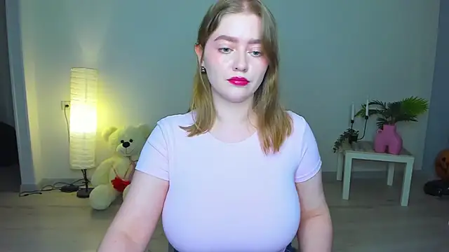 AidaPerry online show from 12/03/25, 09:35