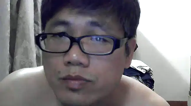 Snapshot of findagirlfriend chatting on 12/10/24, 06:28 findagirlfriend online show from 12/10/24, 06:28