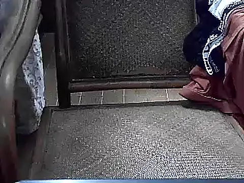 Snapshot of findagirlfriend chatting on 01/22/25, 10:29 findagirlfriend online show from 01/22/25, 10:29