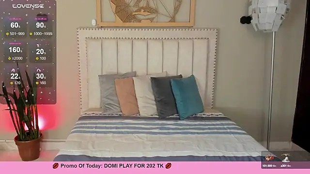 StefyGil  online show from 02/28/25, 12:09