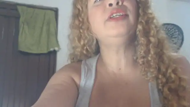 BustyAmanda online show from 07/03/26, 12:44
