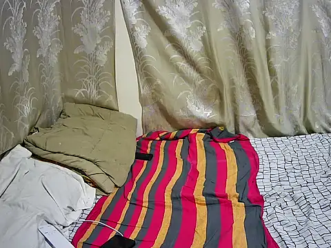 Snapshot of happy_sonia chatting on 01/16/26, 06:34 happy sonia online show from 01/16/26, 06:34