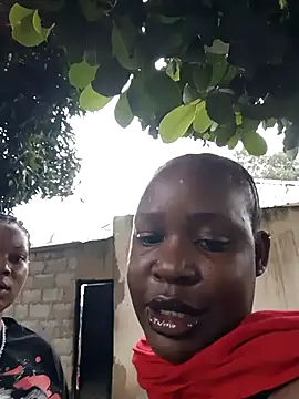 Snapshot of Xtra_bootie chatting on 09/16/25, 04:57 Xtra bootie online show from 09/16/25, 04:57