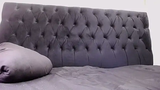 SpicyQueenxxxx online show from 02/19/25, 05:06