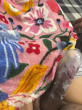 Snapshot of king_cum_ chatting on 04/11/26, 01:37 king cum online show from 04/11/26, 01:37