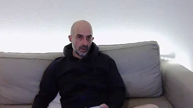 newsimo74 online show from 02/16/25, 05:04