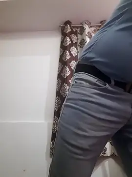 Snapshot of Guyinshortss chatting on 02/28/26, 09:05 Guyinshortss online show from 02/28/26, 09:05