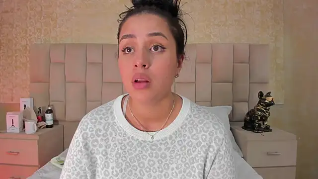 EmmaTorres  online show from 03/19/25, 12:15