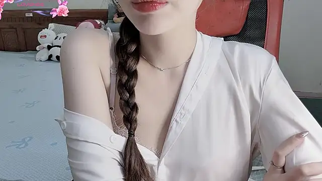 TrinhH Nabbi online show from 04/11/26, 01:37