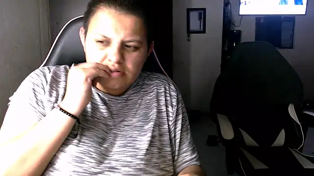 tatsumi nao online show from 02/01/26, 12:42