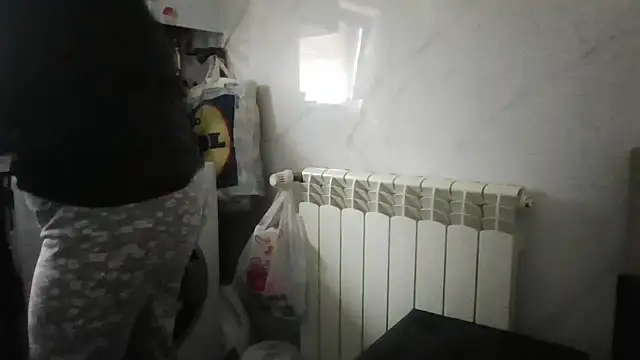 Snapshot of milfmomxx chatting on 03/15/25, 10:13 milfmomxx online show from 03/15/25, 10:13