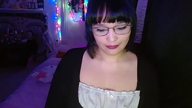 Snapshot of nomichuu chatting on 09/29/25, 07:57 nomichuu online show from 09/29/25, 07:57