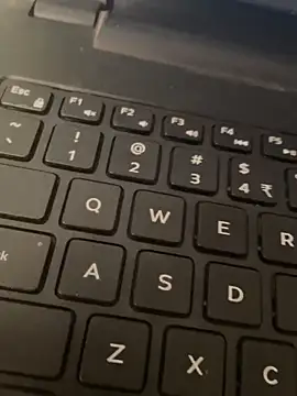 Snapshot of Jan202403 chatting on 10/19/25, 09:32 Jan202403 online show from 10/19/25, 09:32