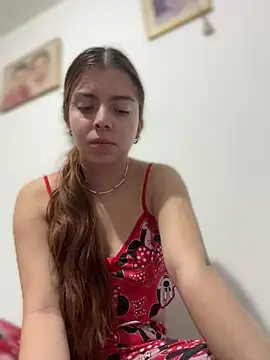 Snapshot of Cloew_Marz chatting on 02/02/25, 04:43 Cloew Marz online show from 02/02/25, 04:43
