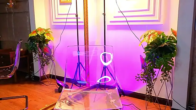 AlessiaLondon online show from 03/16/26, 11:25