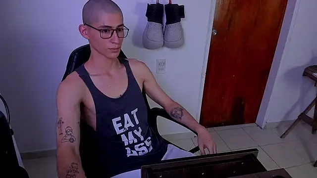 Snapshot of Jaack_str chatting on 12/03/24, 09:34 Jaack str online show from 12/03/24, 09:34