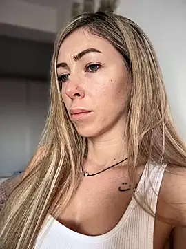 RaquelleDevon online show from 03/09/26, 07:12