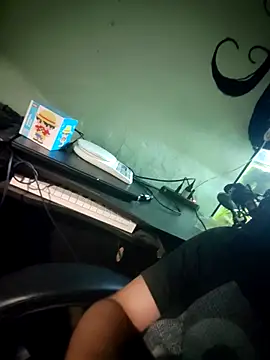 Snapshot of anturo1566 chatting on 12/04/25, 03:49 anturo1566 online show from 12/04/25, 03:49