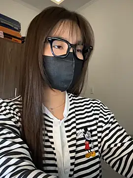 Snapshot of Lilisa_miu chatting on 01/08/26, 04:20 Lilisa miu online show from 01/08/26, 04:20