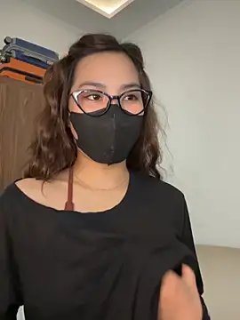 Snapshot of Lilisa_miu chatting on 02/03/26, 06:40 Lilisa miu online show from 02/03/26, 06:40