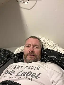 Snapshot of Rockburg chatting on 12/24/24, 06:33 Rockburg online show from 12/24/24, 06:33