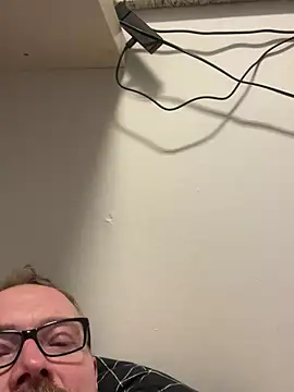 Snapshot of Rockburg chatting on 12/28/24, 10:14 Rockburg online show from 12/28/24, 10:14