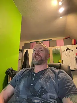 Snapshot of Rockburg chatting on 02/15/25, 03:17 Rockburg online show from 02/15/25, 03:17