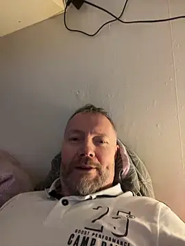 Snapshot of Rockburg chatting on 03/17/25, 06:40 Rockburg online show from 03/17/25, 06:40