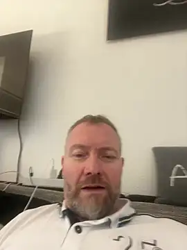 Snapshot of Rockburg chatting on 03/17/25, 10:27 Rockburg online show from 03/17/25, 10:27