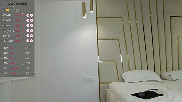 Goodgirlgonabad online show from 03/21/25, 04:40