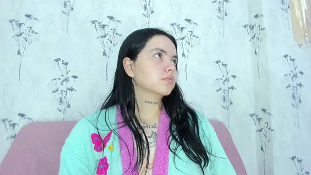 Snapshot of Mia_candy_0 chatting on 01/23/25, 06:24 Mia candy 0 online show from 01/23/25, 06:24