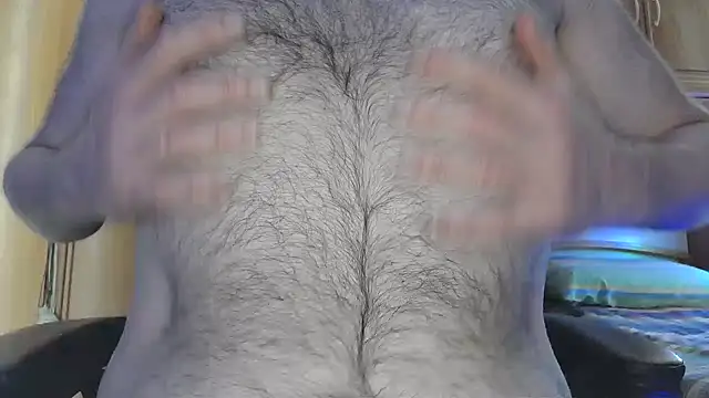 Snapshot of daddylove2024 chatting on 02/14/26, 06:48 daddylove2024 online show from 02/14/26, 06:48