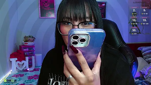 Snapshot of Miss_scarllet_ chatting on 03/05/25, 01:28 Miss scarllet online show from 03/05/25, 01:28