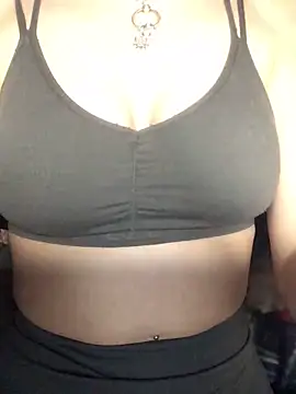 indie-rayne online show from 02/28/25, 08:39