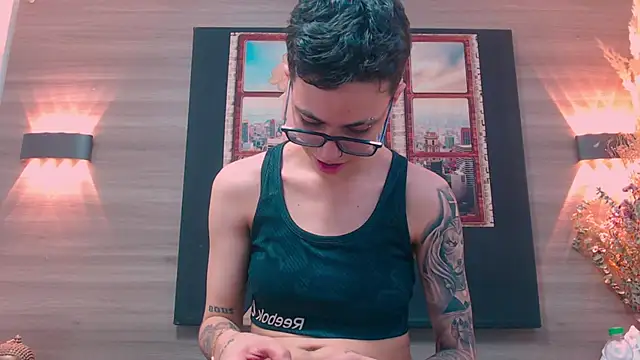 Cutie Shy  online show from 12/03/25, 05:11