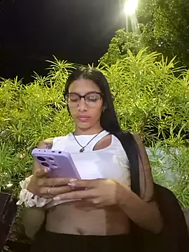 lily sk online show from 01/30/25, 02:06