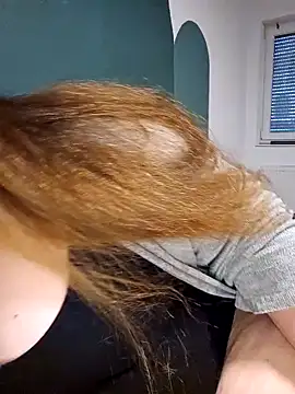 Snapshot of _Julie_x chatting on 01/04/25, 10:27 Julie x online show from 01/04/25, 10:27