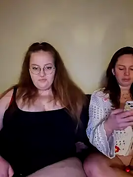 Snapshot of _Julie_x chatting on 01/24/25, 05:53 Julie x online show from 01/24/25, 05:53