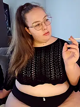 Snapshot of _Julie_x chatting on 02/21/25, 07:23 Julie x online show from 02/21/25, 07:23