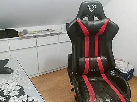 prezydentcam online show from 12/01/25, 12:21