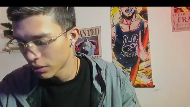 Snapshot of TommyGun_22 chatting on 11/16/25, 12:49 TommyGun 22 online show from 11/16/25, 12:49