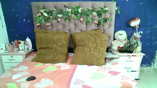 ValeriaTsx online show from 11/27/25, 12:35