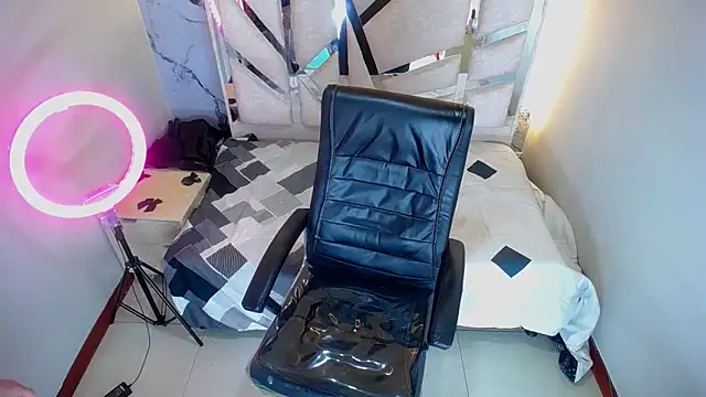 Salome Milf202 online show from 03/29/26, 08:20